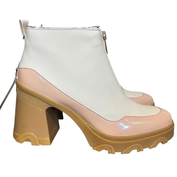 Sorel Brex Chalk Peach Lug Chunky Heel Sip Up Patent Leather Ankle Boot